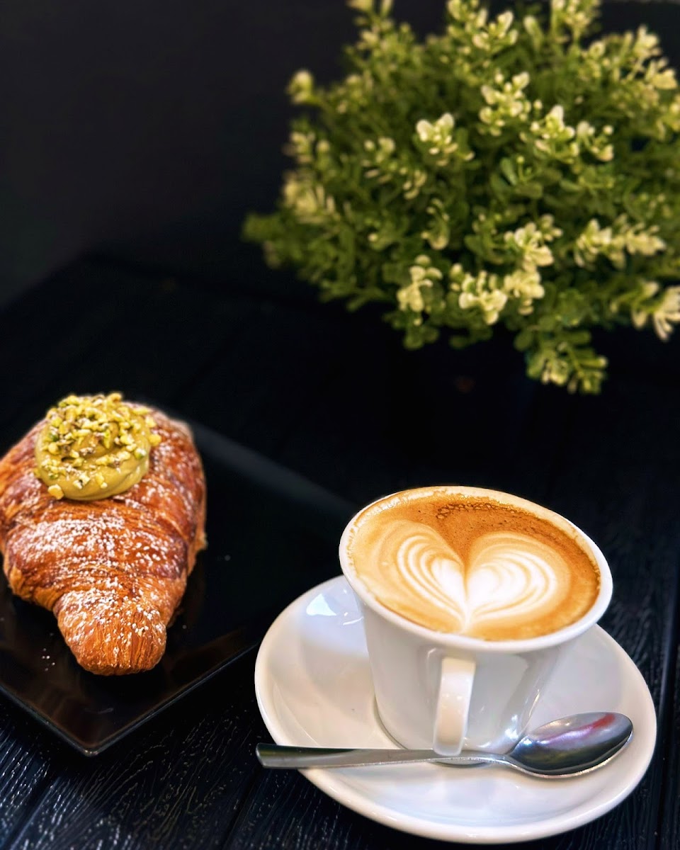 Amore Sicilian Bakery-4