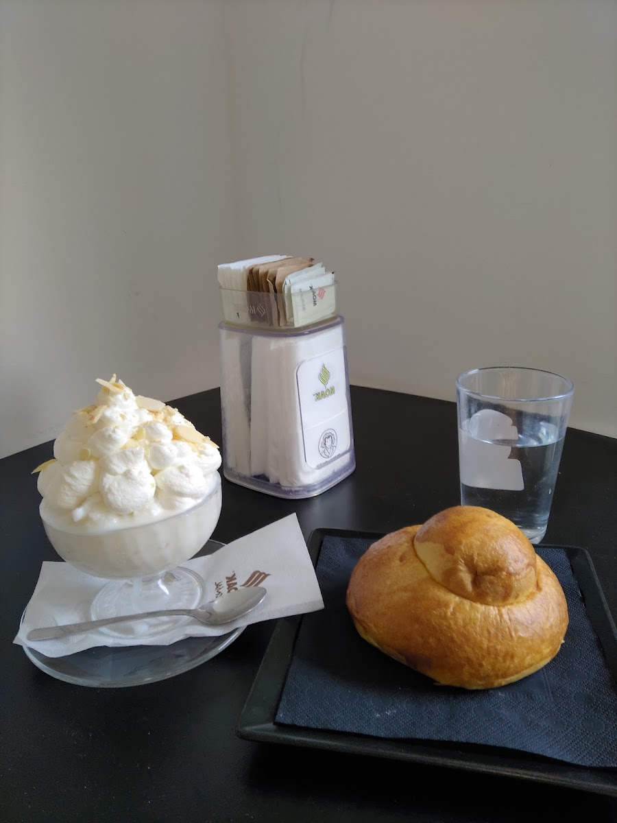 Amore Sicilian Bakery-7